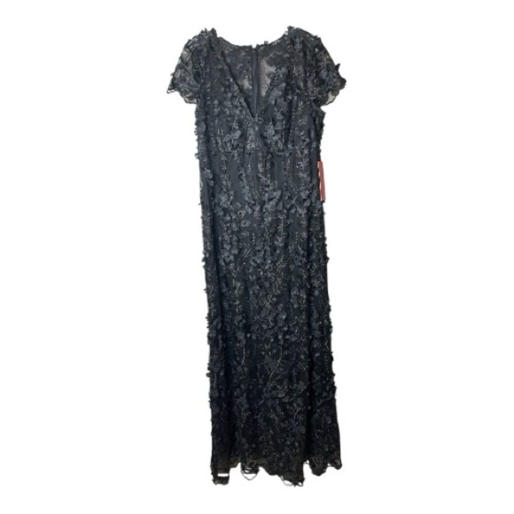 Carmen Marc Valvo Infusion Elegant 3D Flower Black Lace Evening Gown Sz 14 NWT - Picture 2 of 6